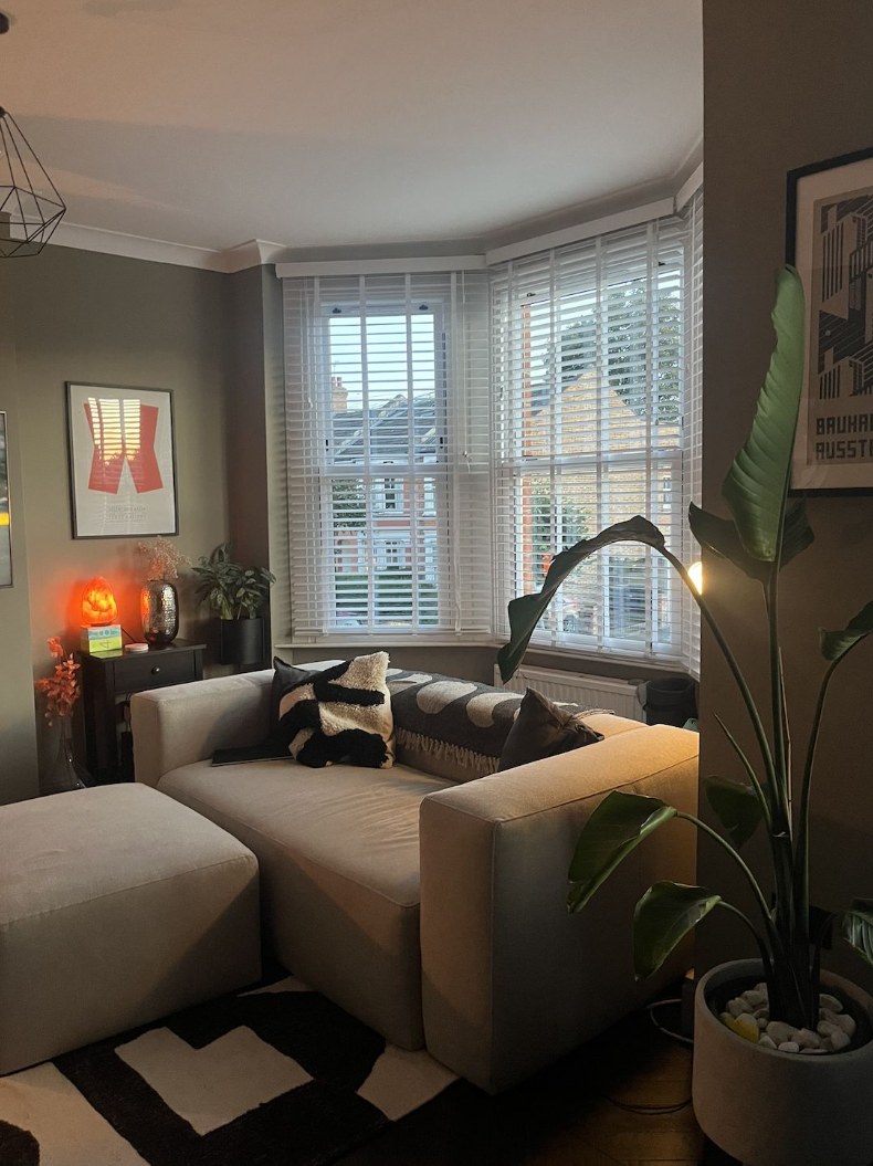 East Finchley whole-home renovation — completed living space and bay window